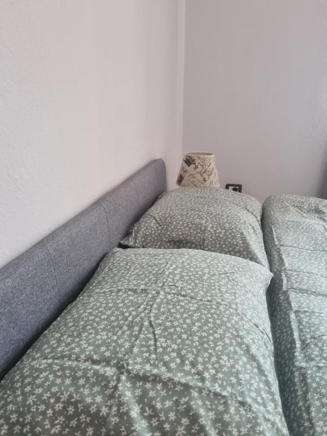 Glamorous Apartment In Тирана Екстериор снимка